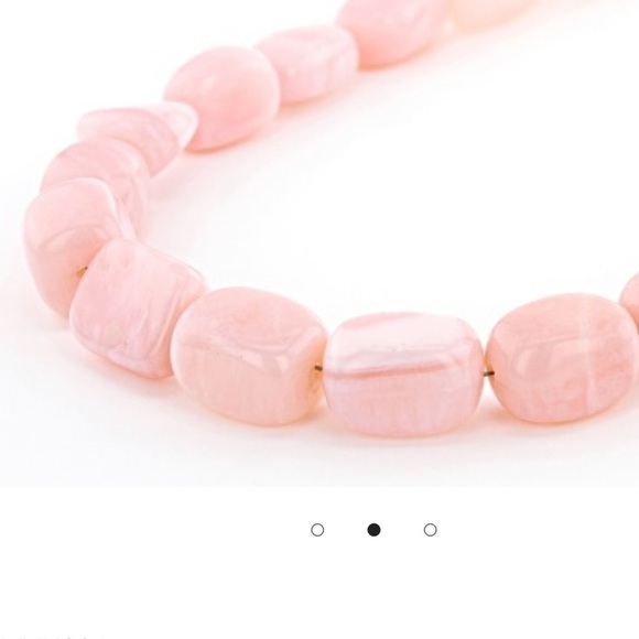 Women’s Natural Rose Quartz Crystals Necklace 20” - Picture 7 of 9